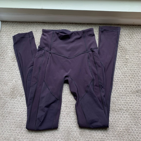SIZE 2 LULU yOgA Pants! - Picture 2 of 4